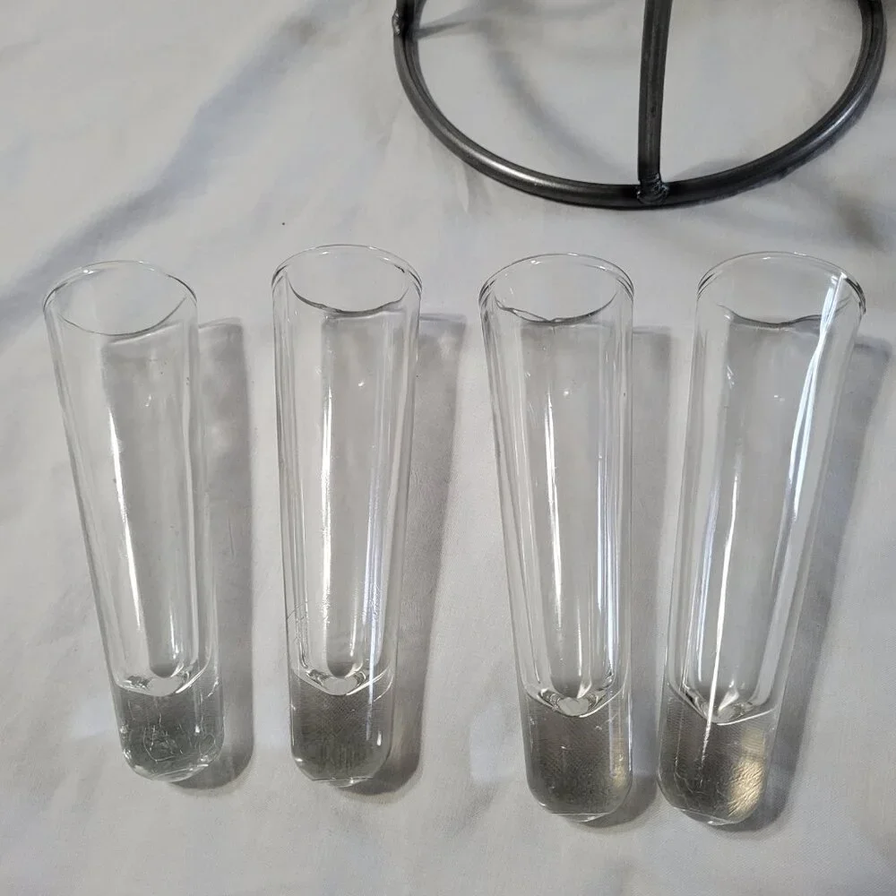 Candelaria Bud Vase with Pillar Plate 4 Glass Vases Wrought Iron Centerpiece